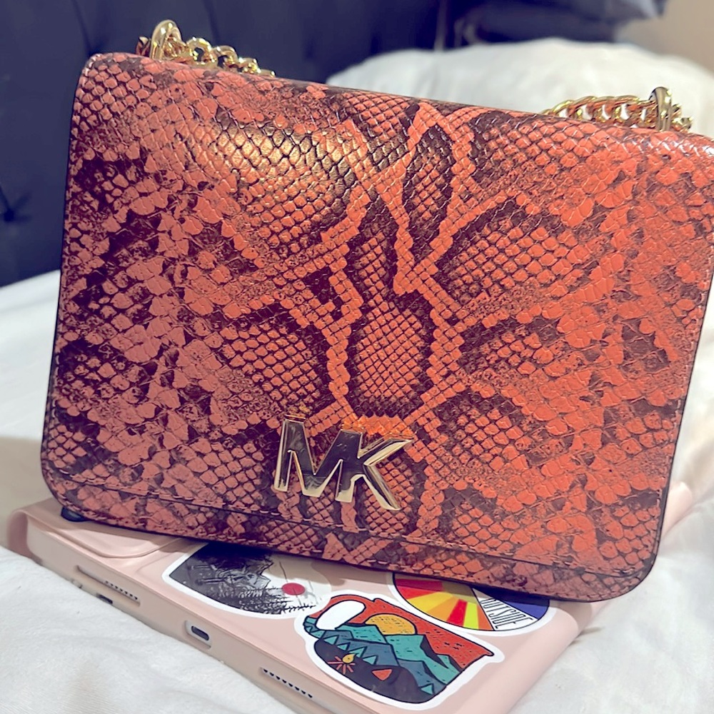 Micheal Kors Purse
